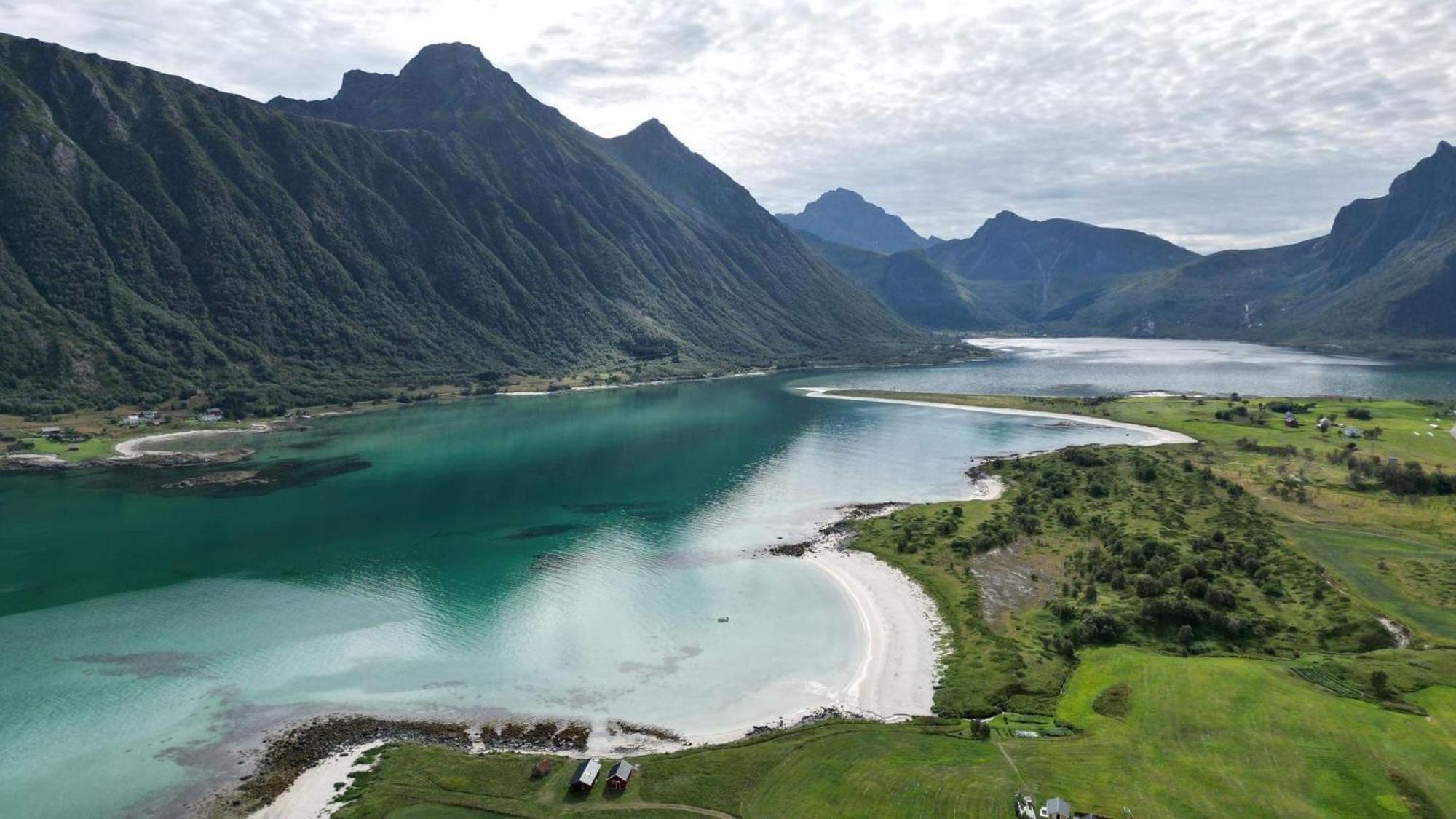 Midnattsolveien 3158,Sommarhusstrand Laukvik Lofoten Norway ภายนอก รูปภาพ